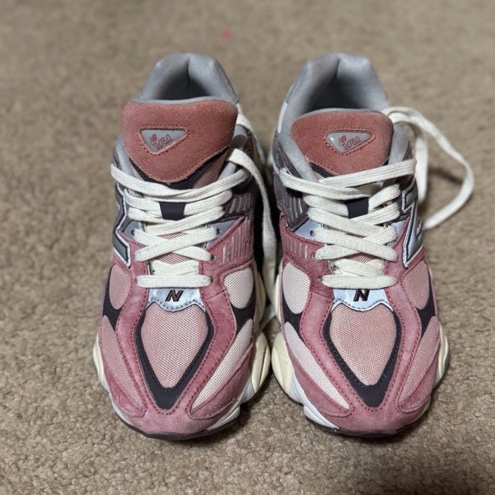 New Balance Women's Pink and White Sneakers